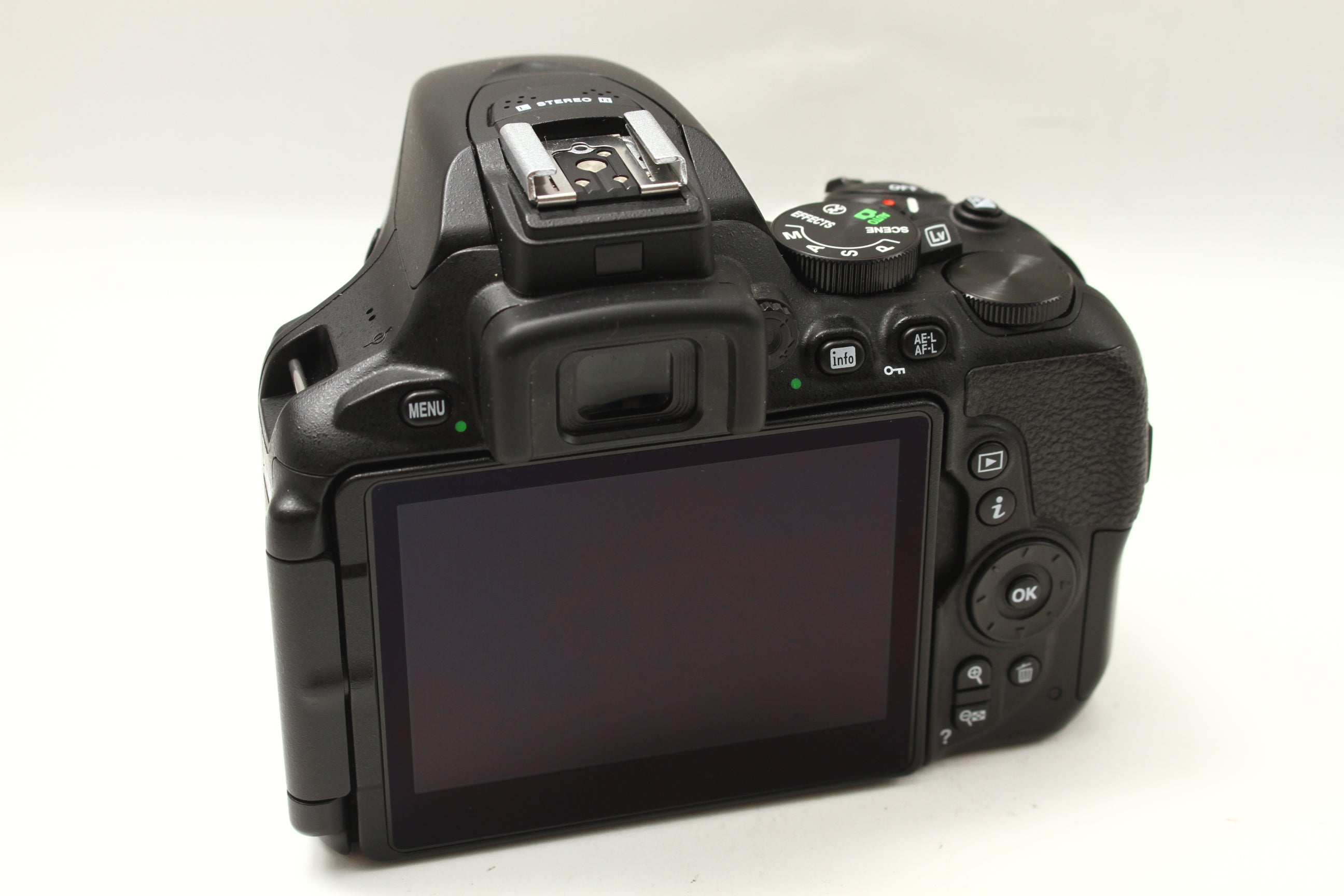 Nikon (ニコン) D5600 デジタルカメラ 一眼レフ – にっしんカメラ