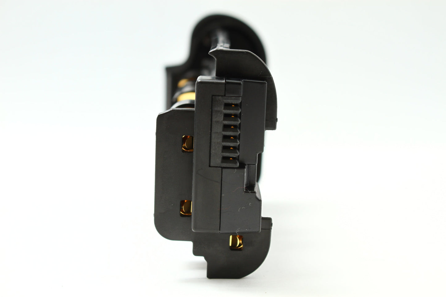 マルチパワーバッテリーパック MB-D18 (D850用)