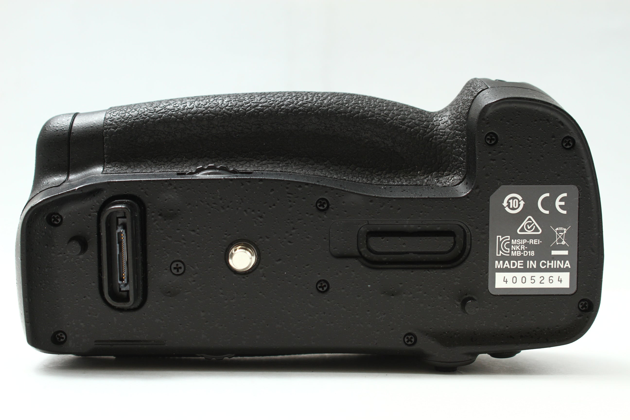 Nikon (ニコン) マルチパワーバッテリーパック MB-D18 (D850用