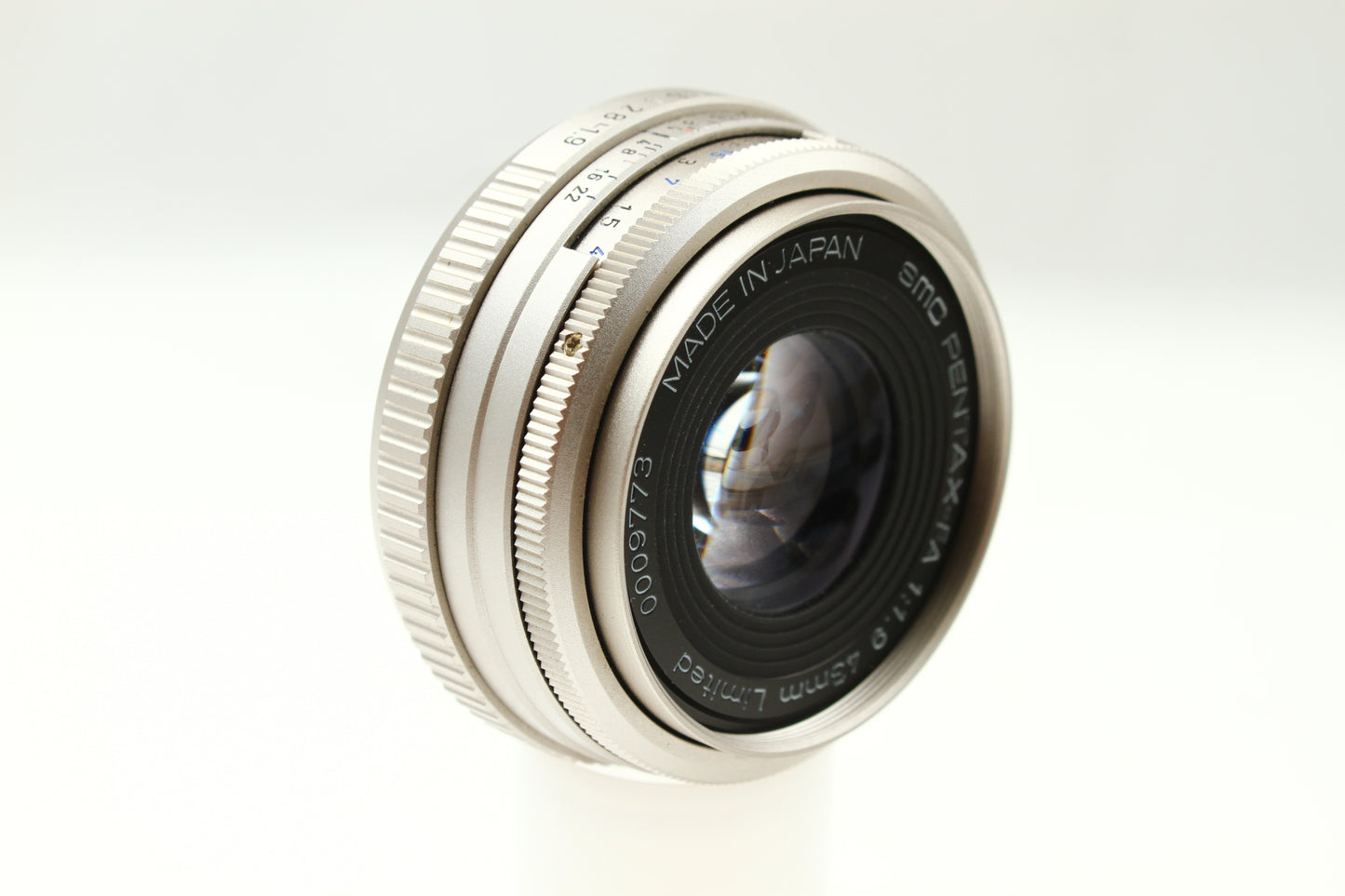FA 43/1.9 Limited シルバー