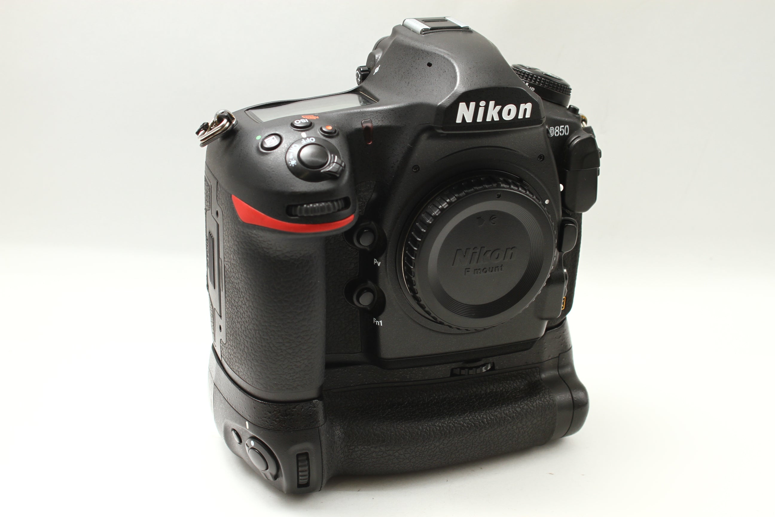 デジタルカメラ Nikon D850 + MB-D18 Nikon (ニコン) D850 + MB-D18 デジタルカメラ 一眼レフ – にっしん