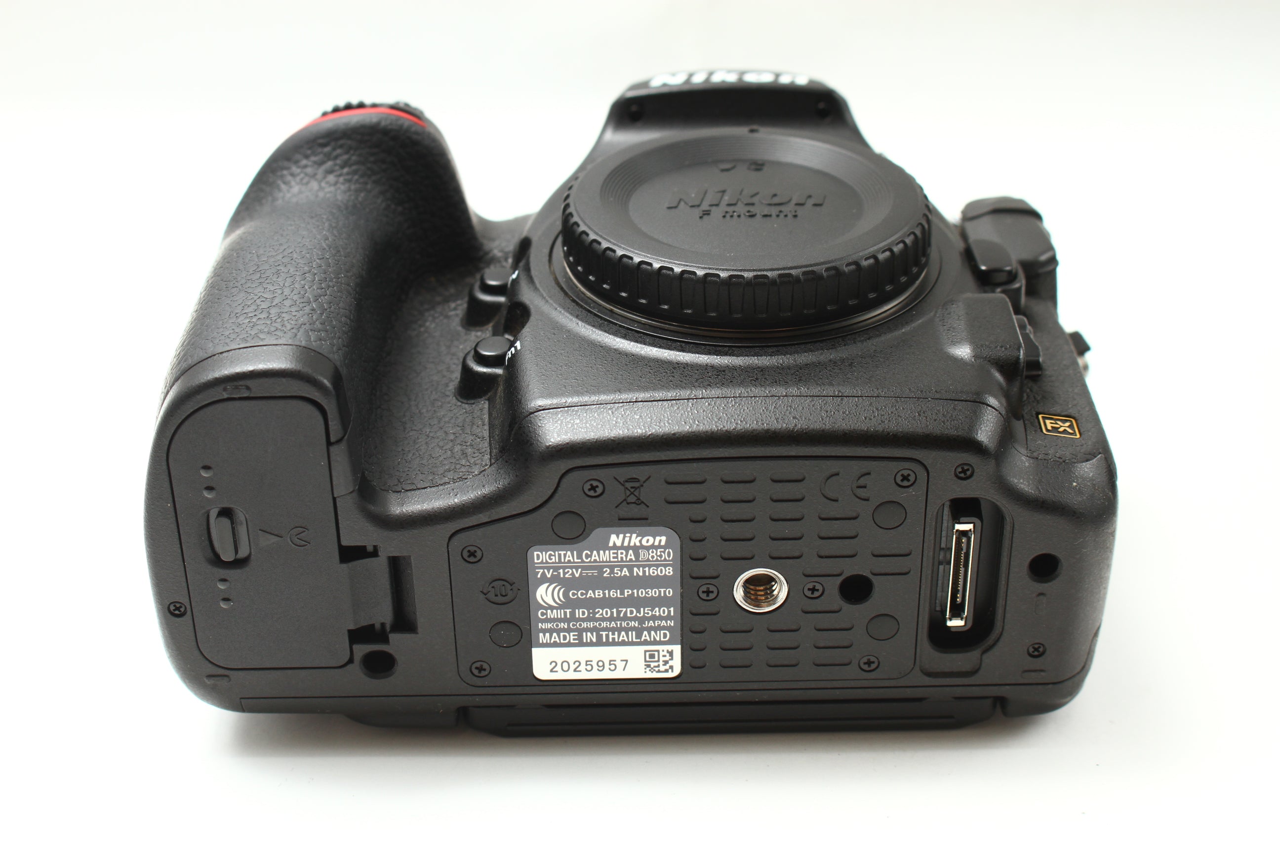 Nikon (ニコン) D850 + MB-D18 デジタルカメラ 一眼レフ – にっしん