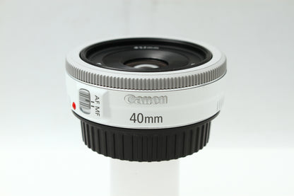 EF 40/2.8 STM ホワイト