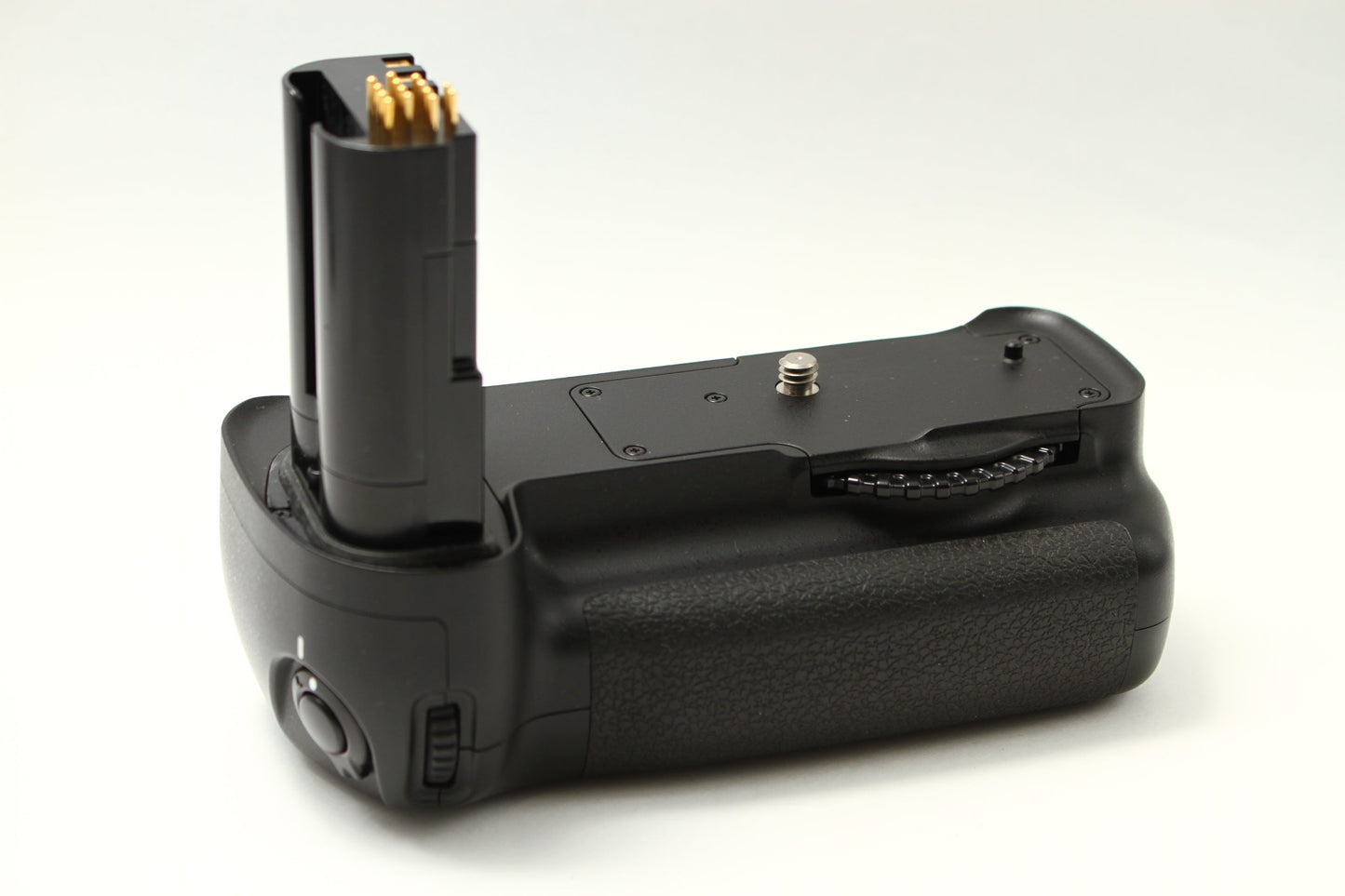 マルチパワーバッテリーパック MB-D200(D200用)