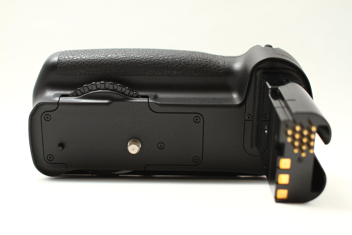 マルチパワーバッテリーパック MB-D200(D200用)