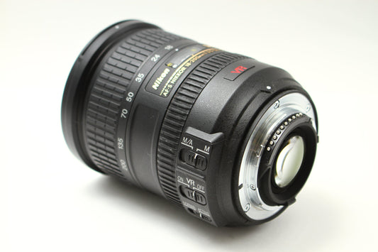 AF-S DX 18-200/3.5-5.6 G VR