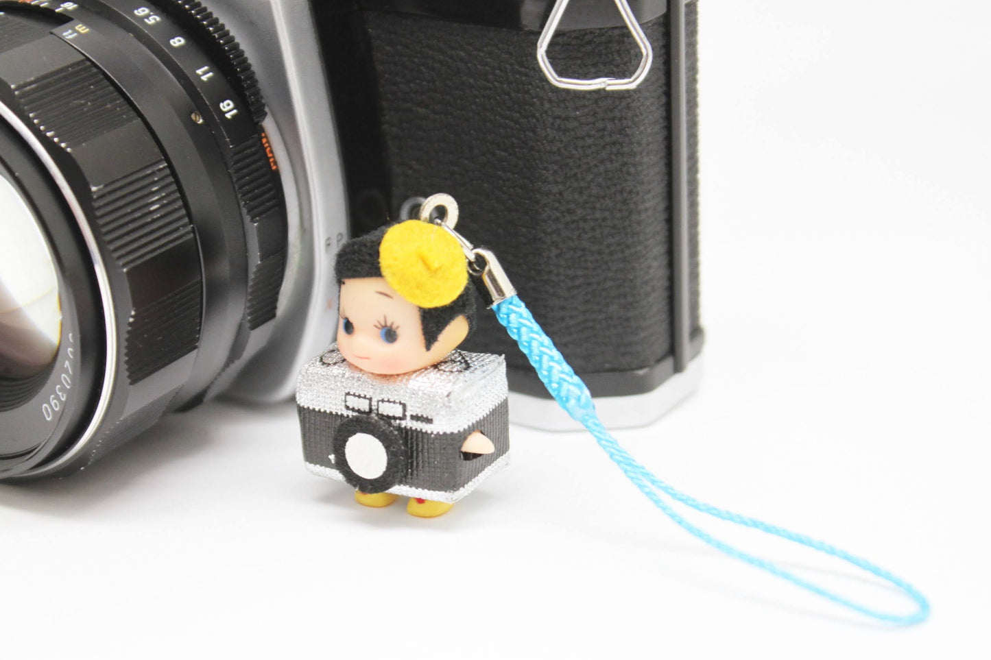 camera kewpie red